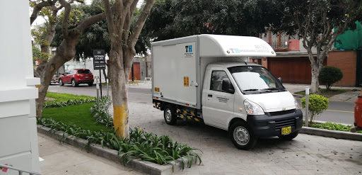 Transp. Holding SAC - Transporte de Carga a Nivel Nacional